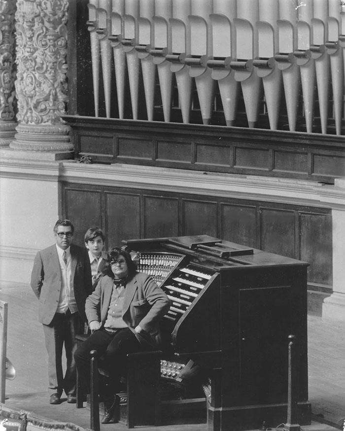  Carlo Curley at the age of 20 photographed by Michael Reckling in 1972 at Spain's largest pipe organ 
